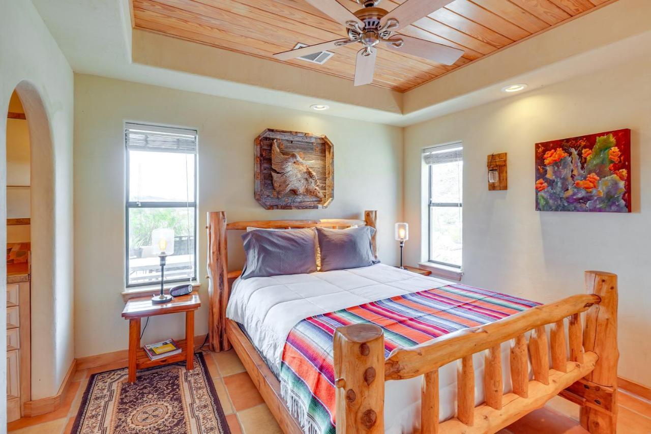 Vibrant Terlingua Vacation Rental Near Big Bend! Exterior photo