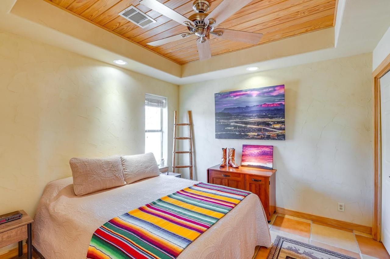 Vibrant Terlingua Vacation Rental Near Big Bend! Exterior photo