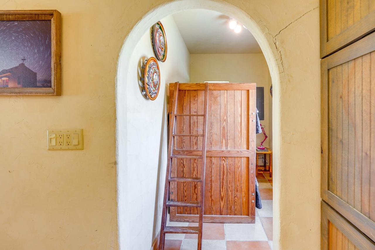 Vibrant Terlingua Vacation Rental Near Big Bend! Exterior photo